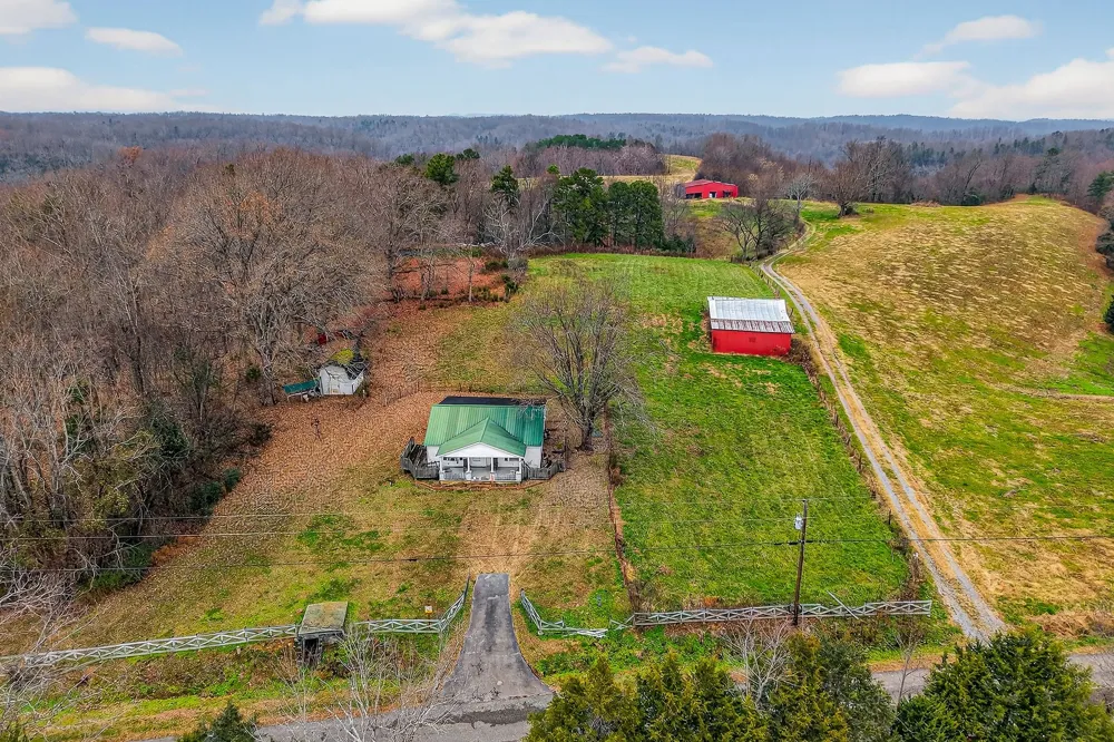 2578 Pea Ridge Rd Liberty, TN 37095