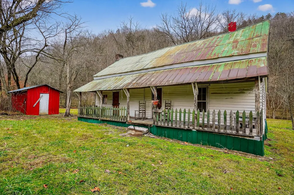 2578 Pea Ridge Rd Liberty, TN 37095