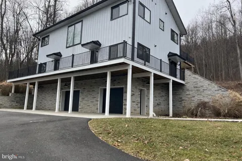 13543 HANGING ROCK LANE