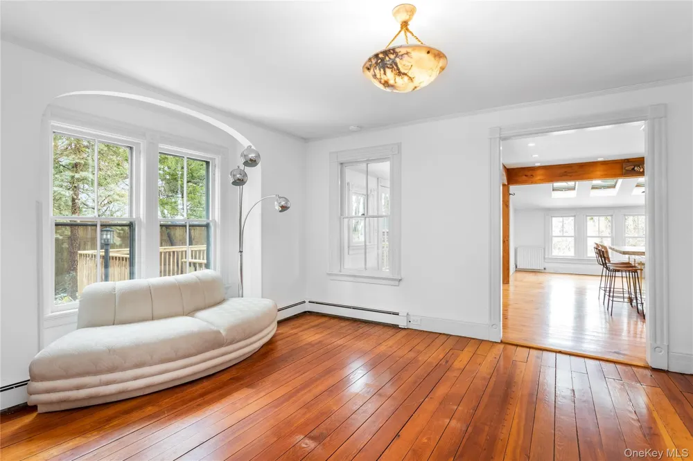 685 Orchard Street New Suffolk, NY 11956