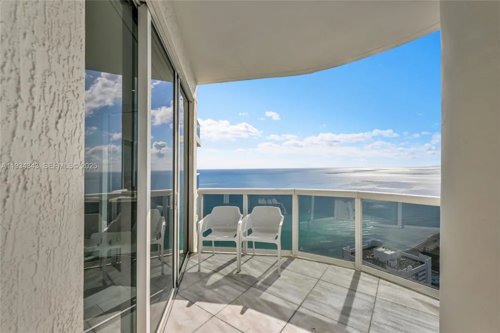 1850 S Ocean Dr #PH4405 Hallandale Beach, FL 33009