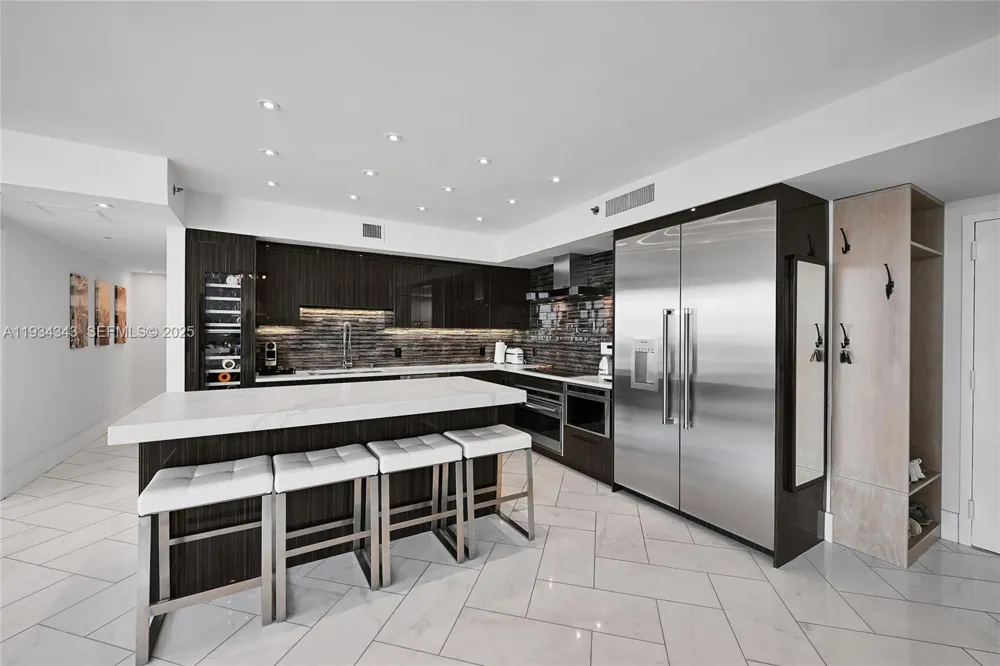 1850 S Ocean Dr #PH4405 Hallandale Beach, FL 33009
