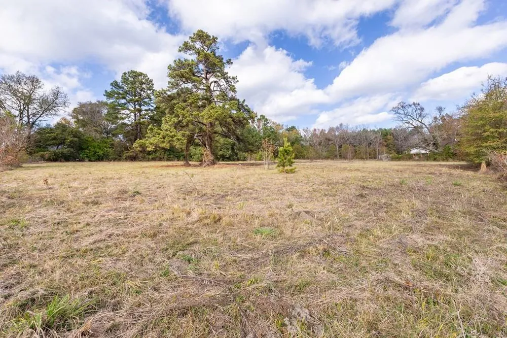 189 N Hwy 69 Lufkin, TX 75904