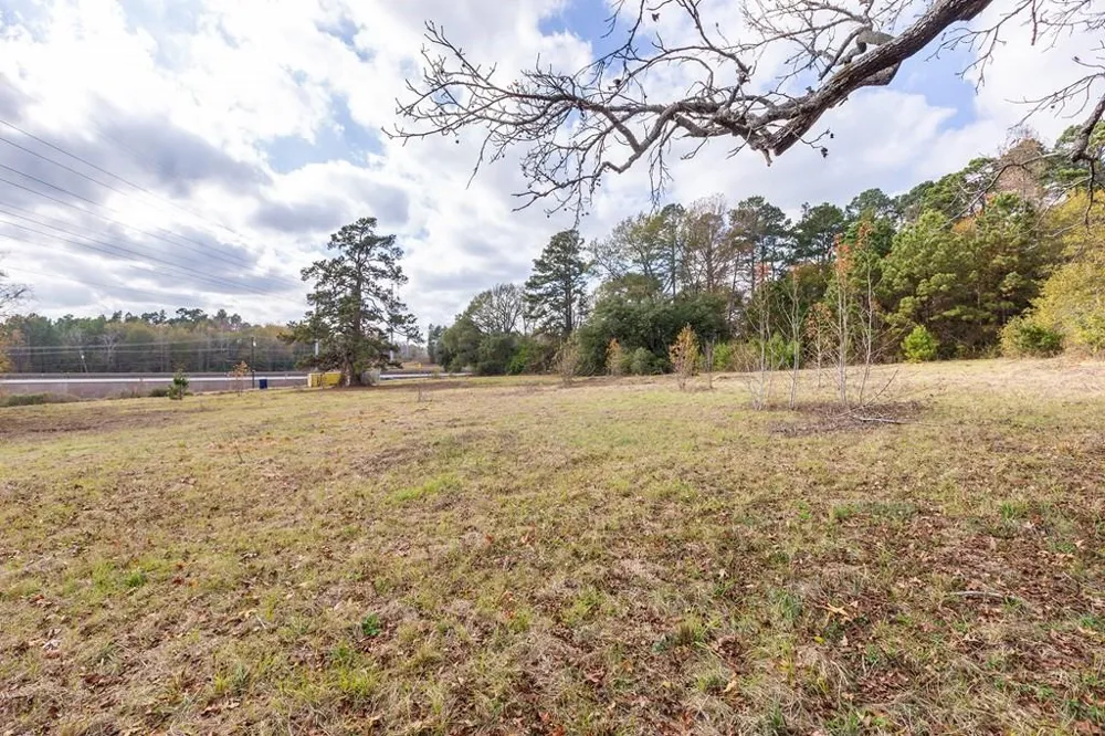 189 N Hwy 69 Lufkin, TX 75904