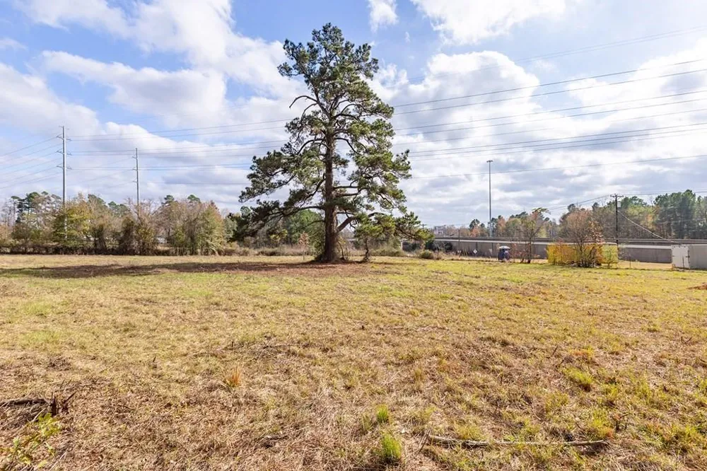 189 N Hwy 69 Lufkin, TX 75904
