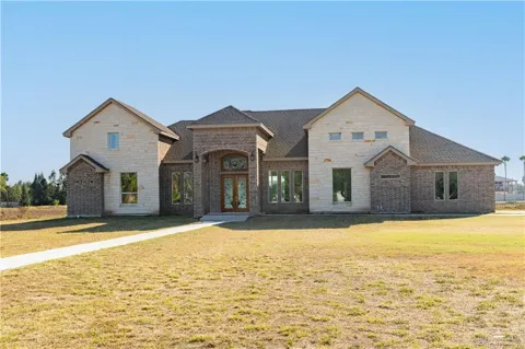 1574 Lion Lake Drive