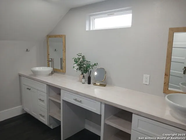 3520 Avenue K Galveston, TX 77550
