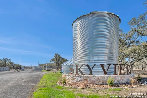 LOT 2 Sky View Ranch