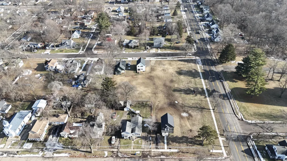 102 Mill Street Dowagiac, MI 49047