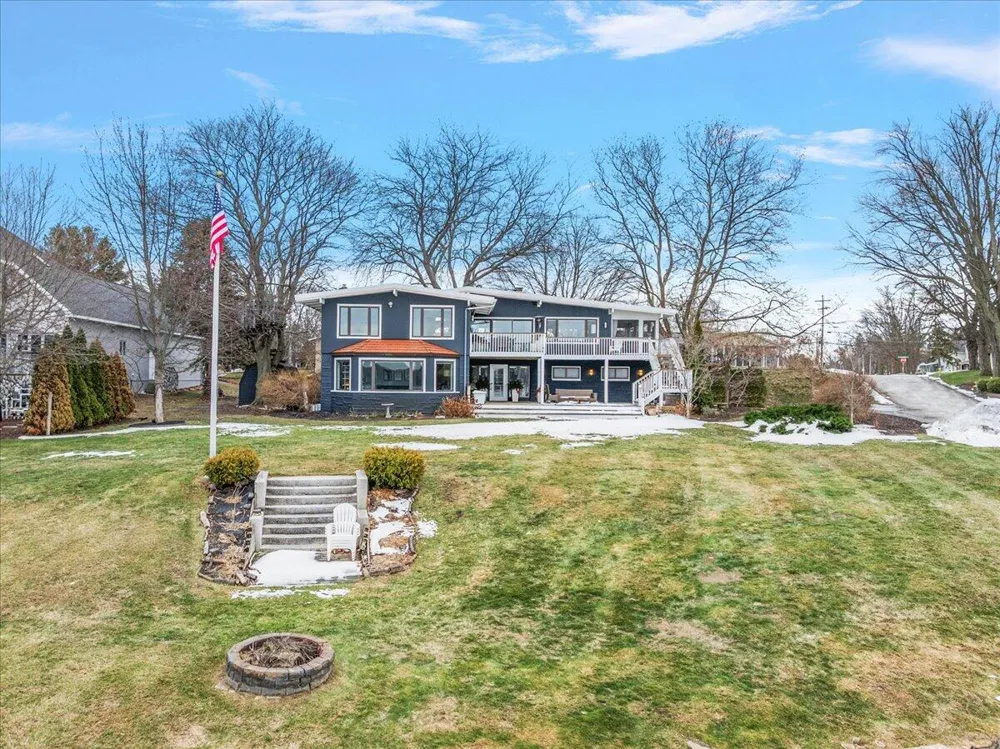 437 Graafschap Road Holland City, MI 49423