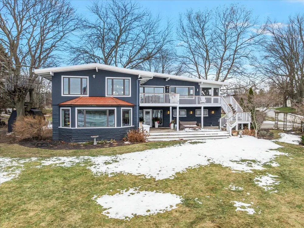 437 Graafschap Road Holland City, MI 49423