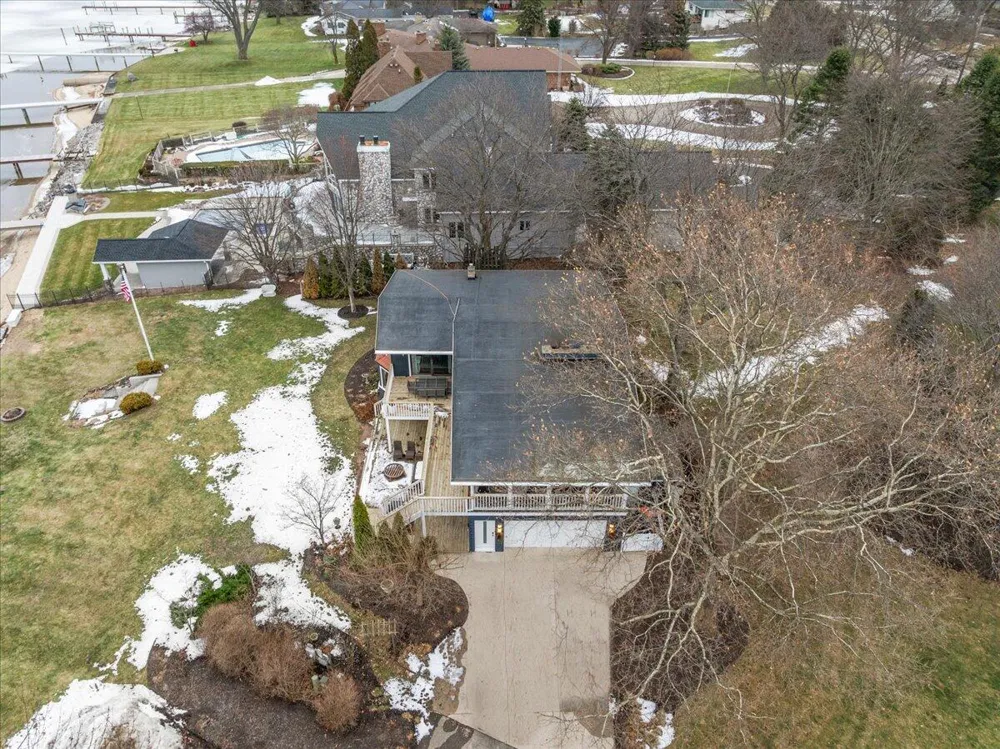 437 Graafschap Road Holland City, MI 49423