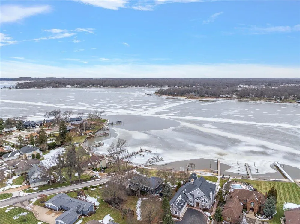 437 Graafschap Road Holland City, MI 49423