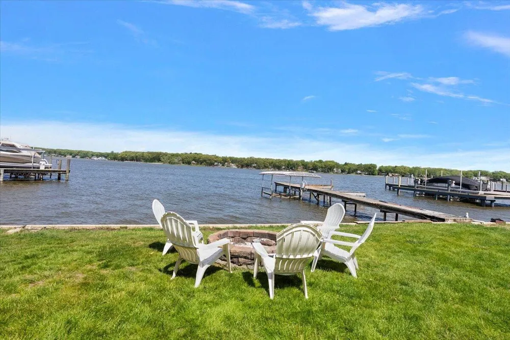 437 Graafschap Road Holland City, MI 49423