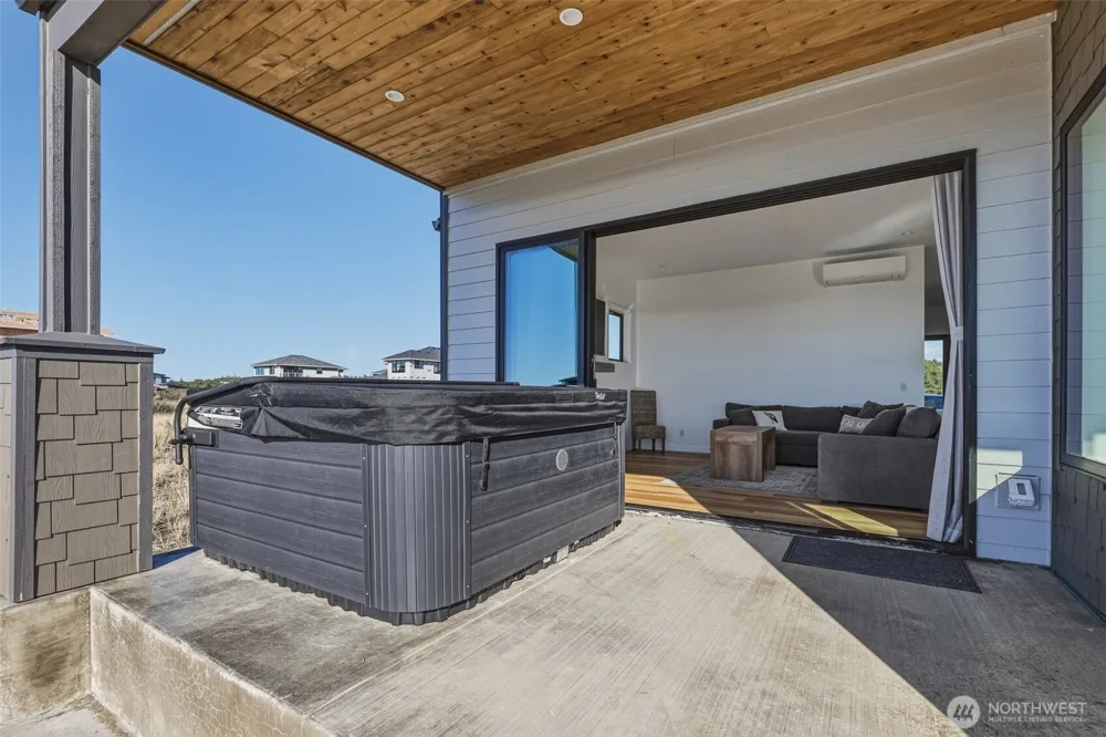 1409 S Cohasset Crest Westport, WA 98595