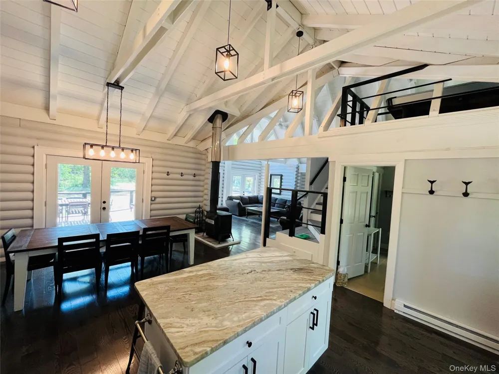 1710 Gull Pond Lane Greenport, NY 11944