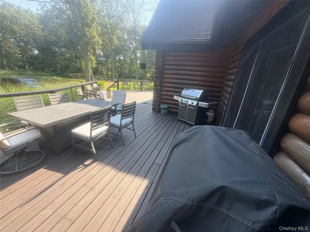 1710 Gull Pond Lane Greenport, NY 11944