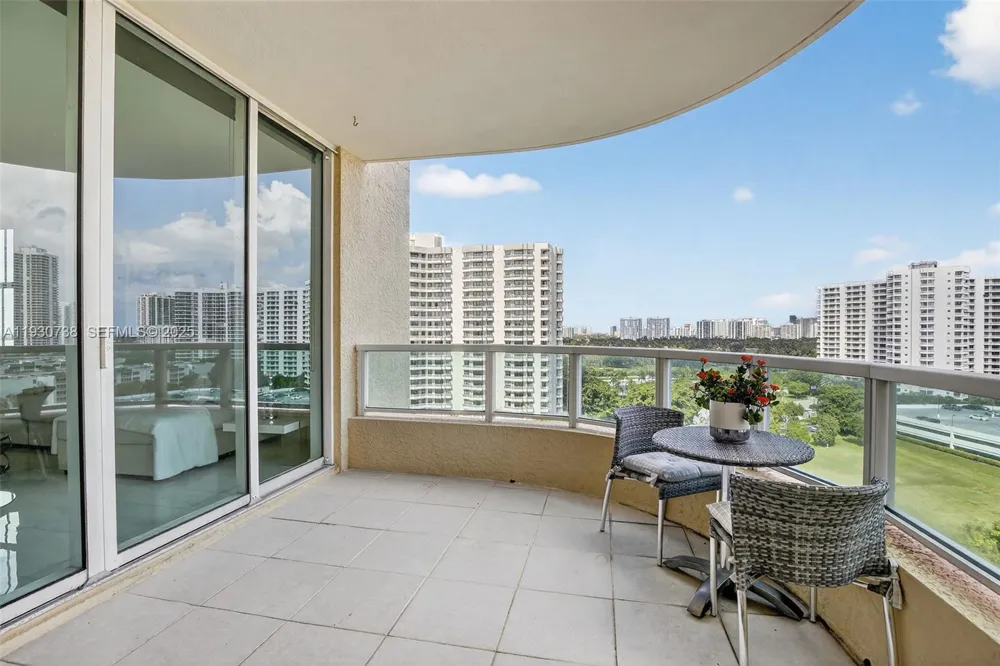 3340 NE 190th St #1101 Aventura, FL 33180
