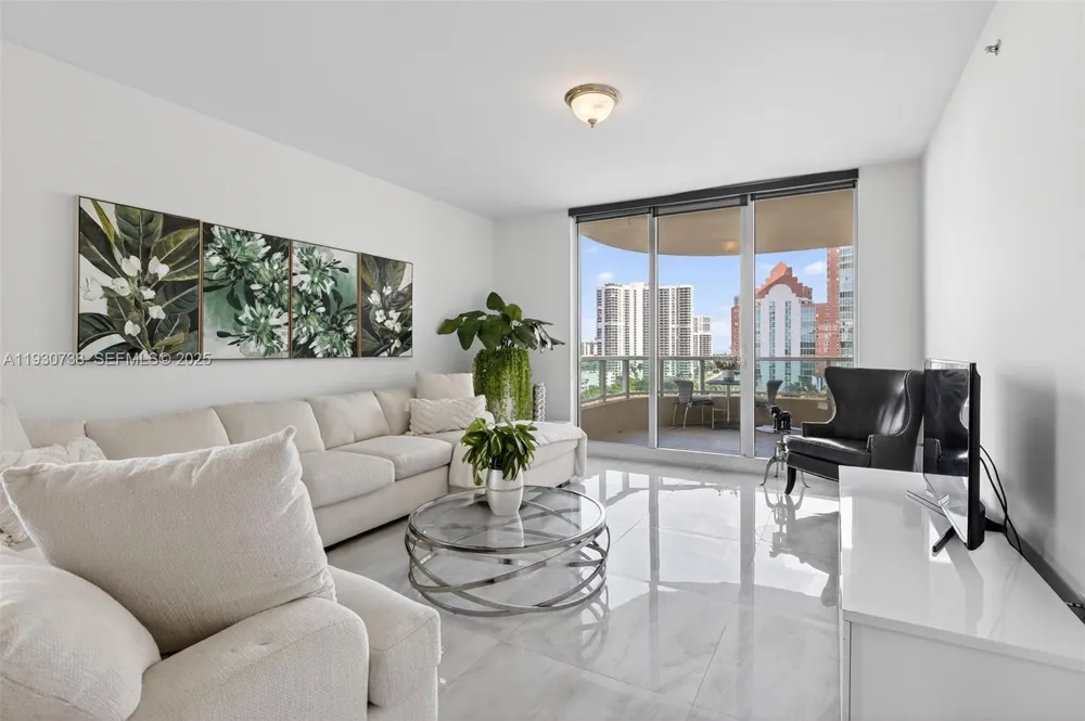 3340 NE 190th St #1101 Aventura, FL 33180