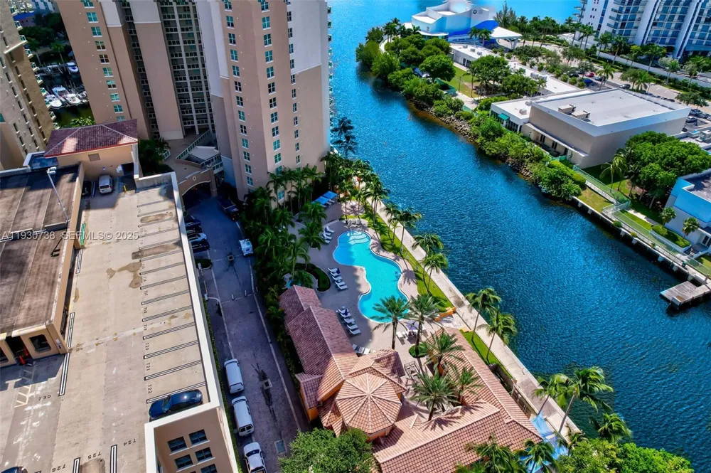 3340 NE 190th St #1101 Aventura, FL 33180
