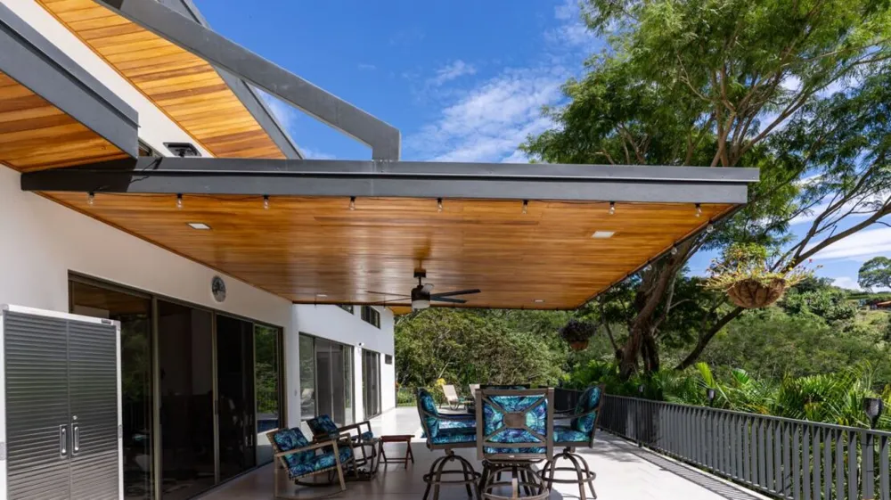 Modern gem in the natural setting Out of State, OS 20505