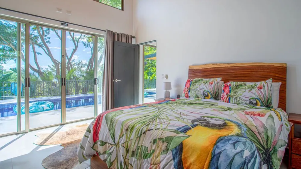 Modern gem in the natural setting Out of State, OS 20505