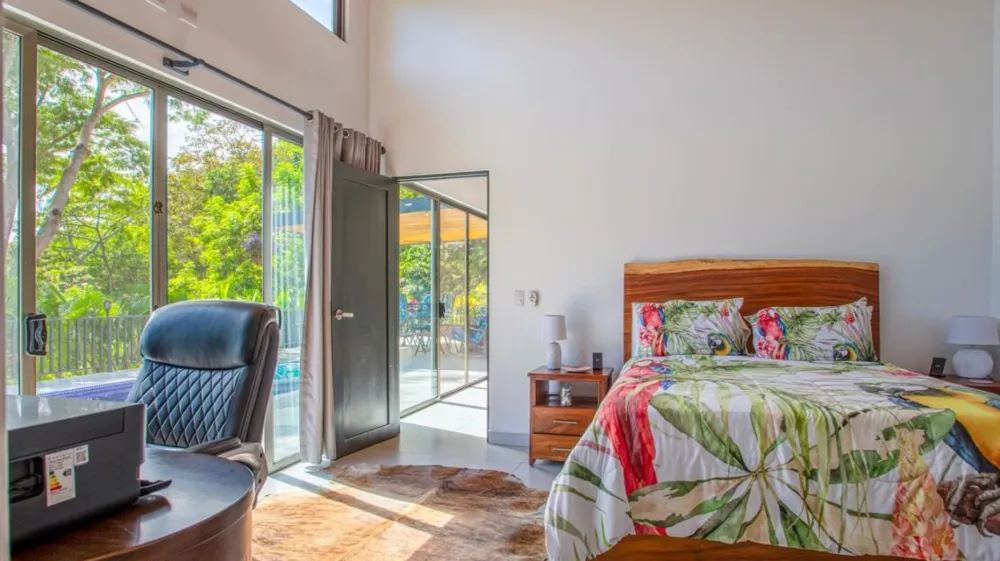 Modern gem in the natural setting Out of State, OS 20505