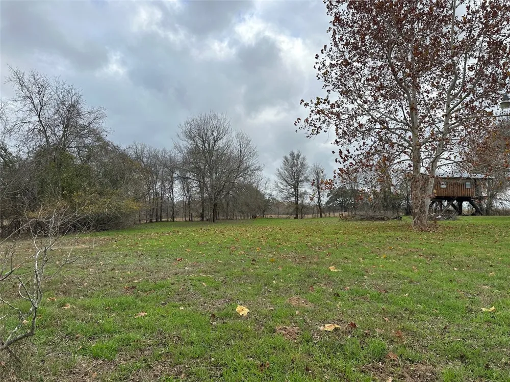 429 Hidden Shores Road Smithville, TX 78957
