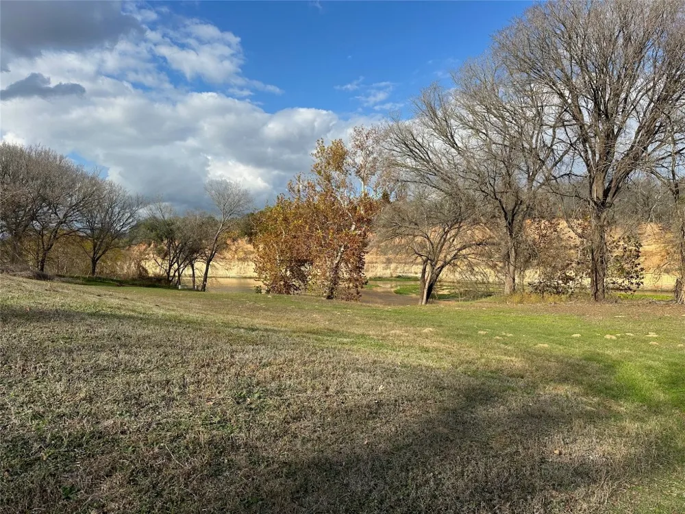 429 Hidden Shores Road Smithville, TX 78957