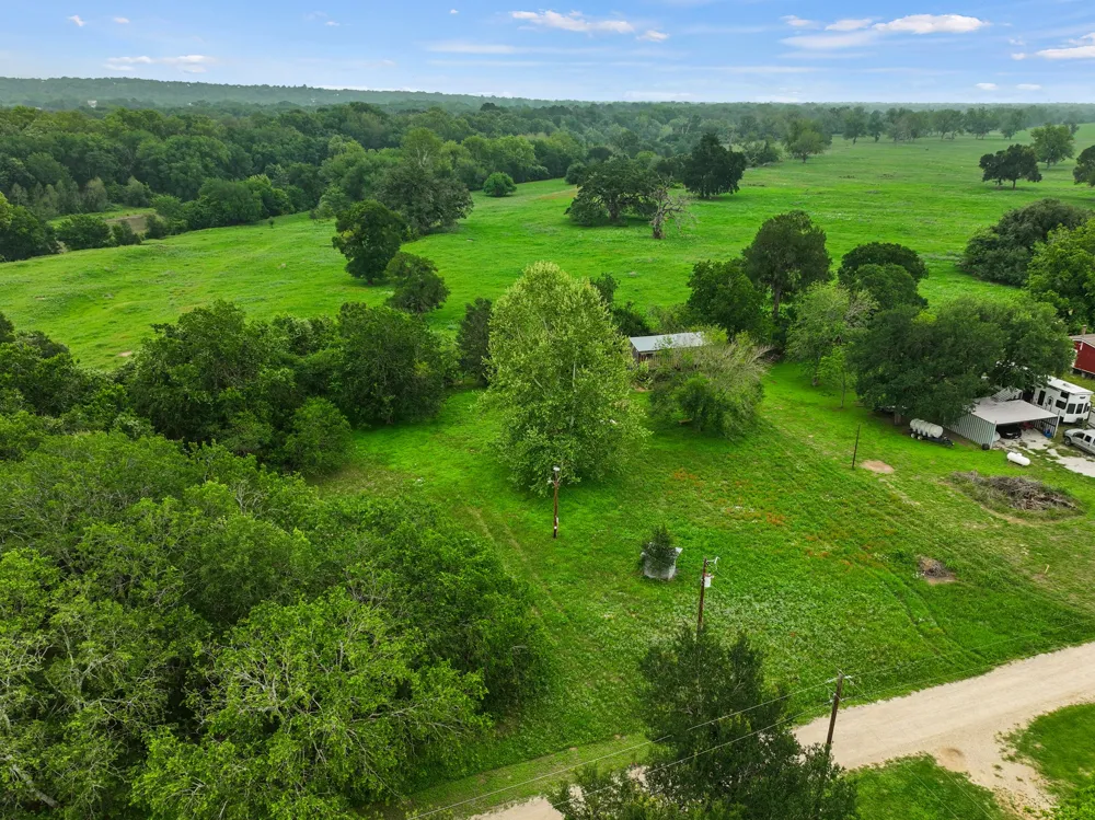429 Hidden Shores Road Smithville, TX 78957