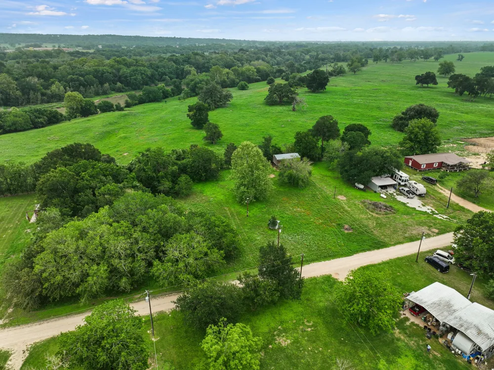 429 Hidden Shores Road Smithville, TX 78957