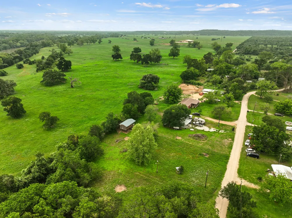 429 Hidden Shores Road Smithville, TX 78957