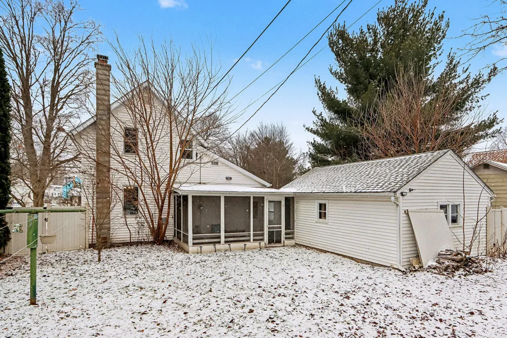 302 S Maple Street Sturgis City, MI 49091