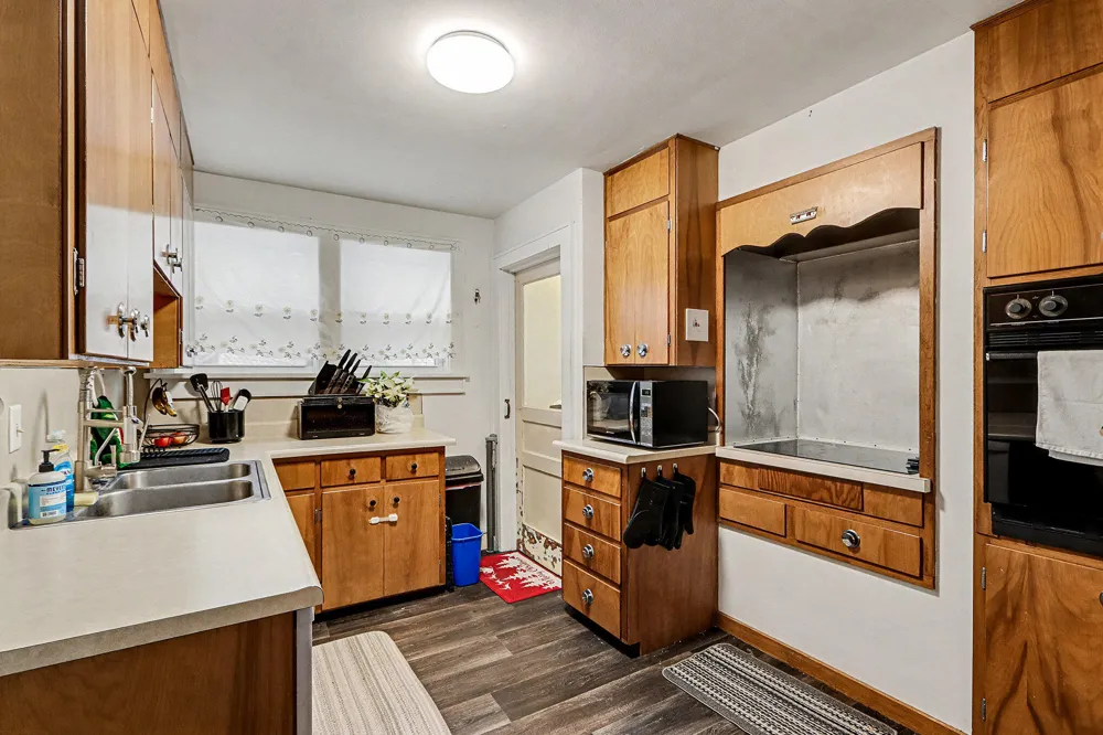 302 S Maple Street Sturgis City, MI 49091