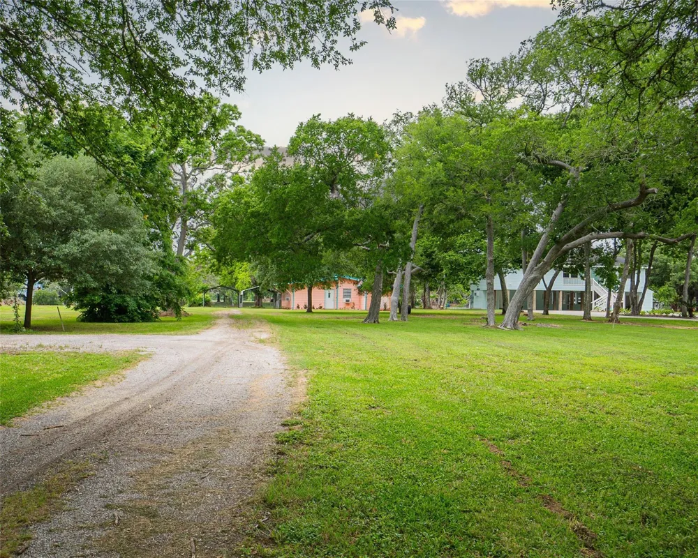 357 County Road 296 Sargent, TX 77414