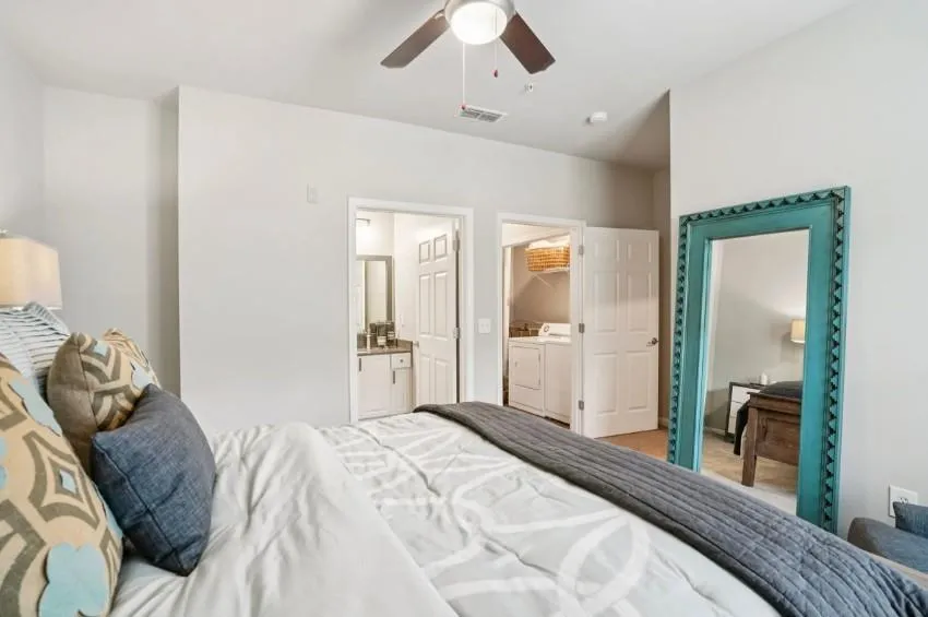 405 Phillip Boulevard #1305 Lawrenceville, GA 30046