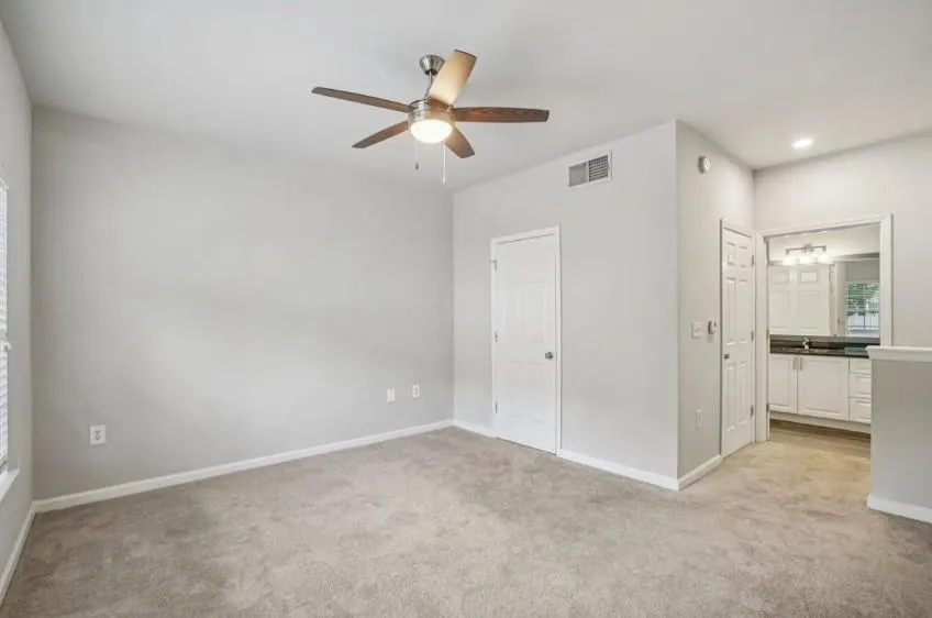 405 Phillip Boulevard #1305 Lawrenceville, GA 30046
