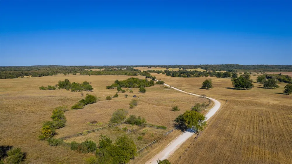 2 Red Hill Road Road Calvert, TX 77837