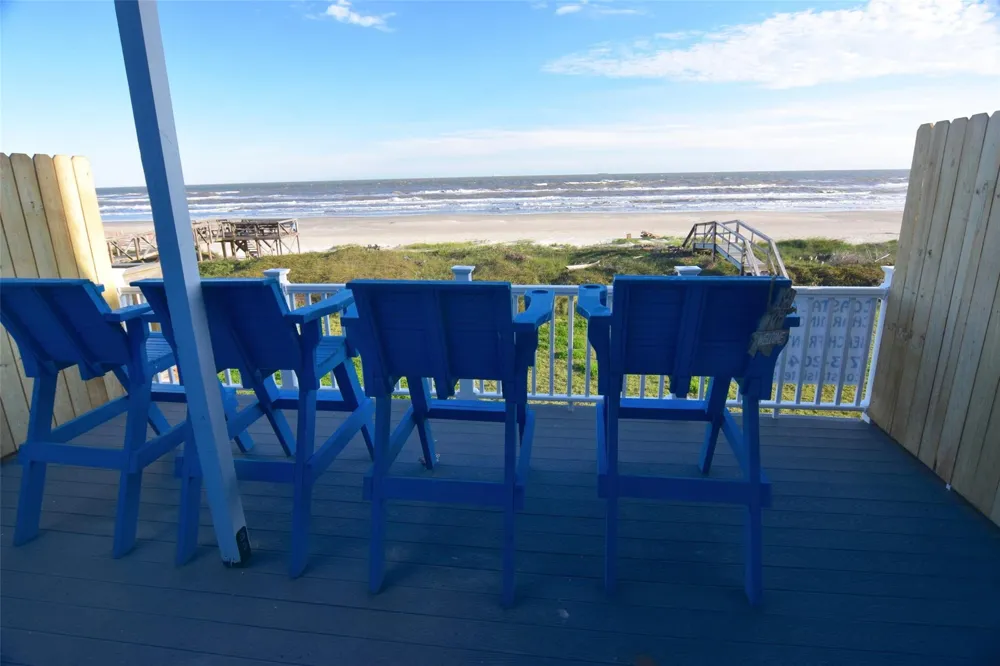101 Pelican Place #4 Surfside Beach, TX 77541
