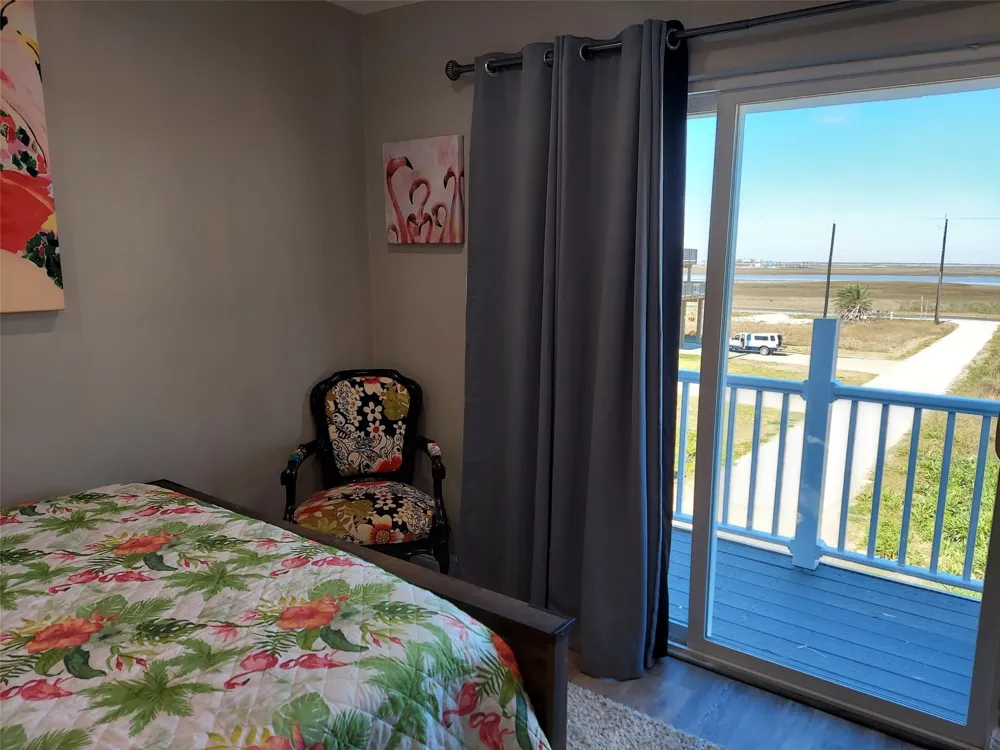 101 Pelican Place #4 Surfside Beach, TX 77541