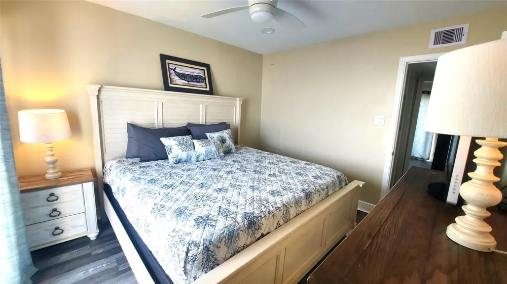 101 Pelican Place #4 Surfside Beach, TX 77541