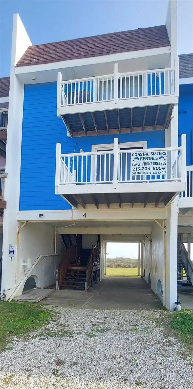 101 Pelican Place #4 Surfside Beach, TX 77541
