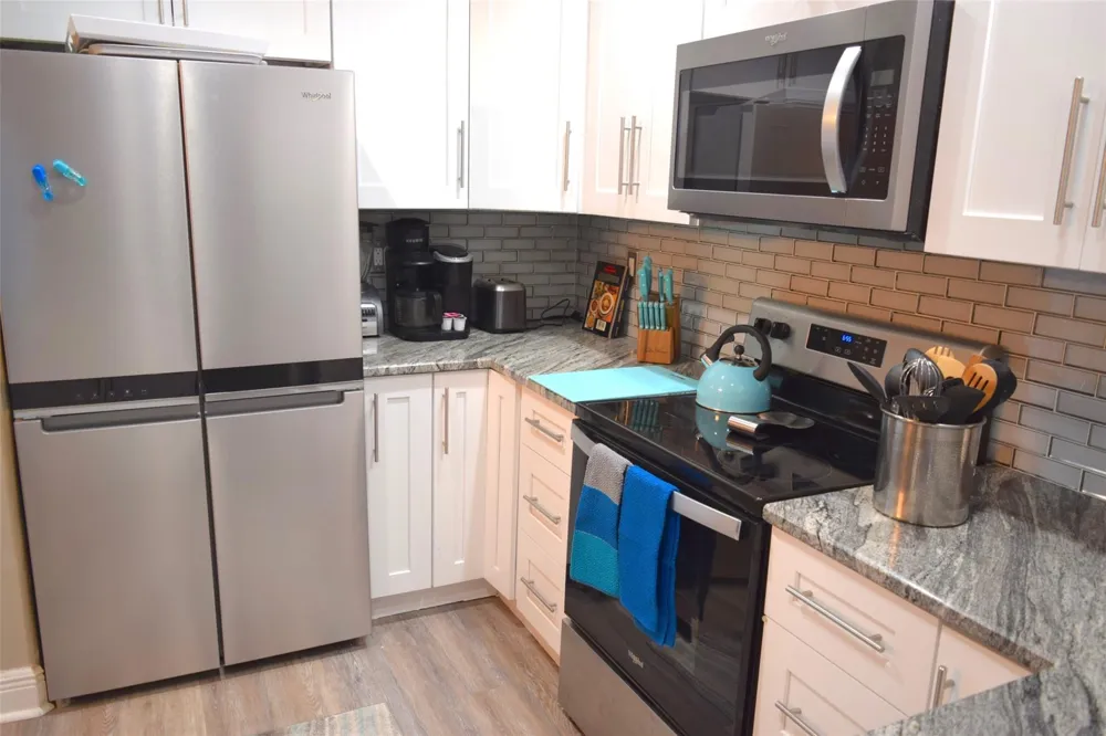 101 Pelican Place #4 Surfside Beach, TX 77541