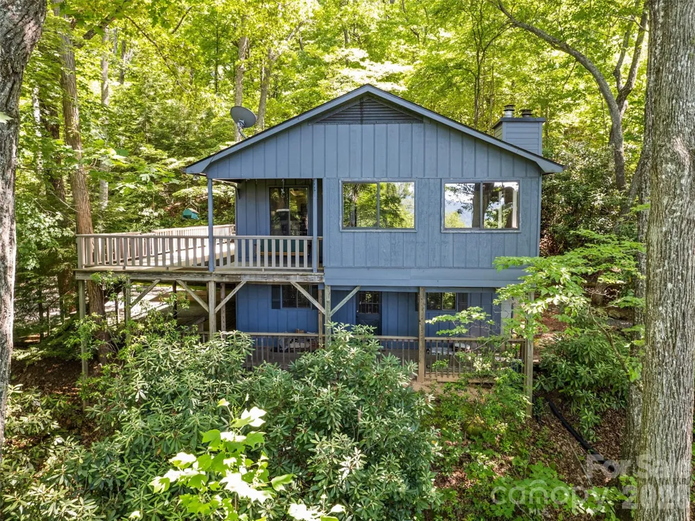 1392 Mount Chalet Road Canton, NC 28716