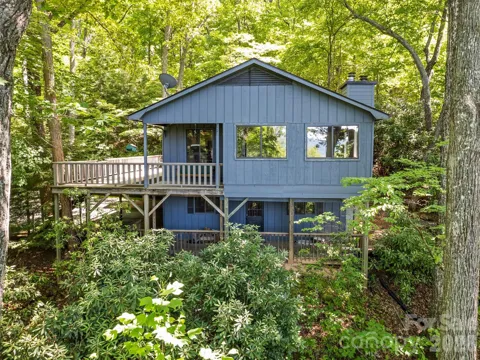 1392 Mount Chalet Road