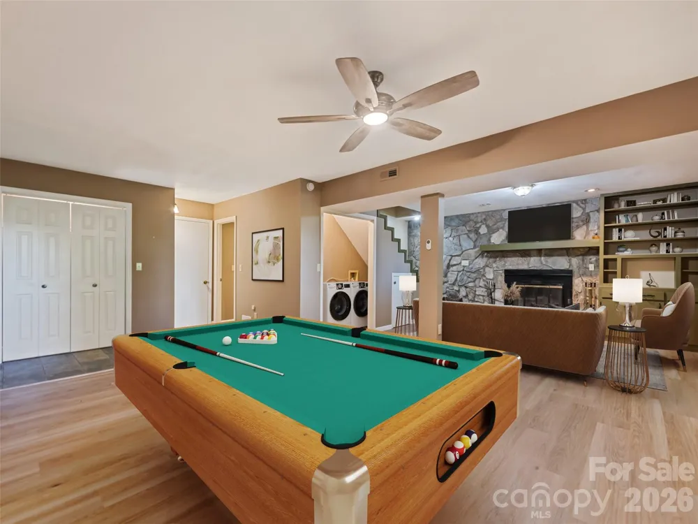 1392 Mount Chalet Road Canton, NC 28716