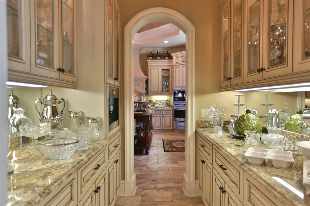 15305 NW HWY 320 Micanopy, FL 32667