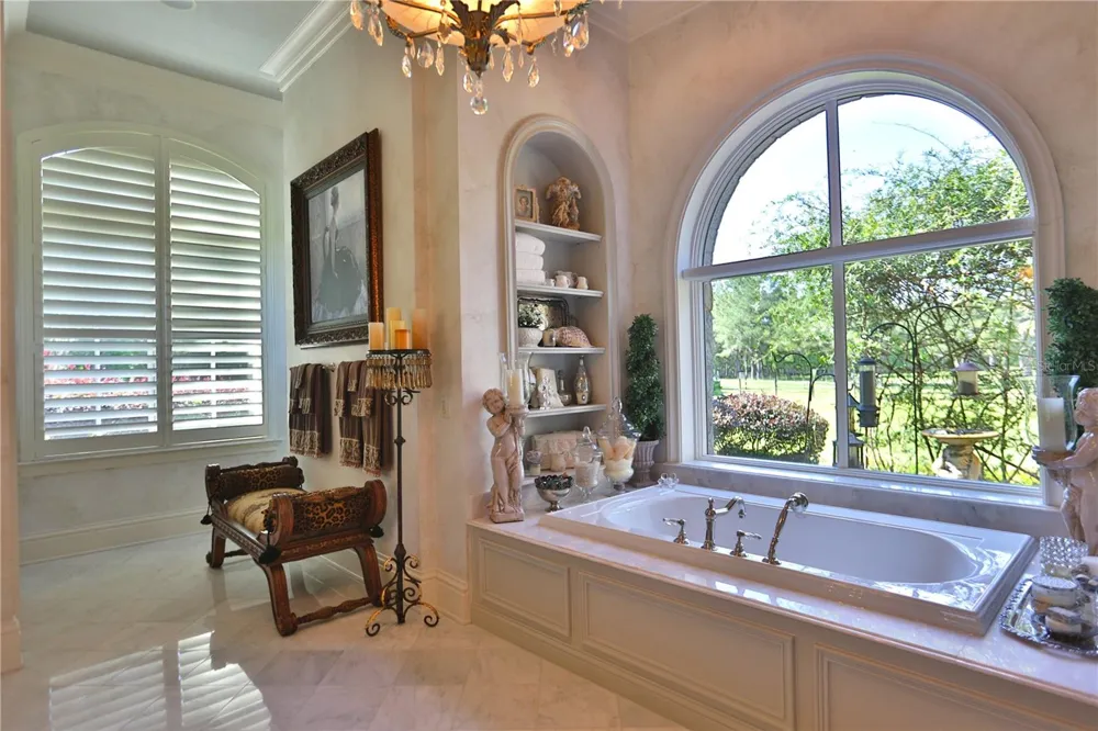 15305 NW HWY 320 Micanopy, FL 32667
