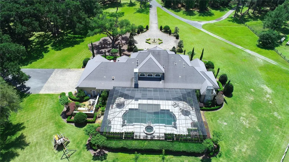 15305 NW HWY 320 Micanopy, FL 32667