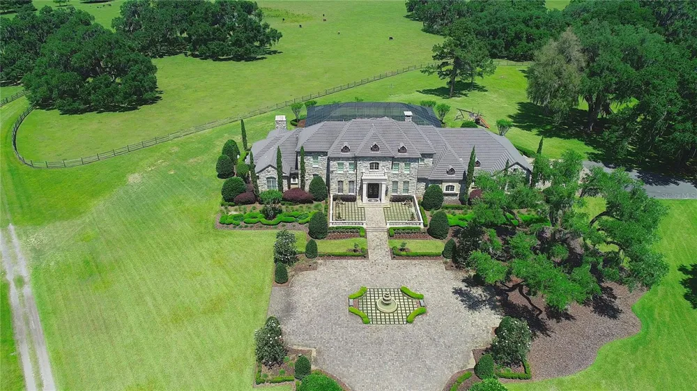 15305 NW HWY 320 Micanopy, FL 32667